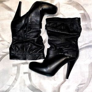 Gianni Bini black heeled boot